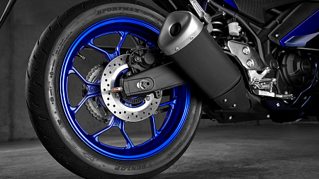 Мотоцикл Yamaha R3